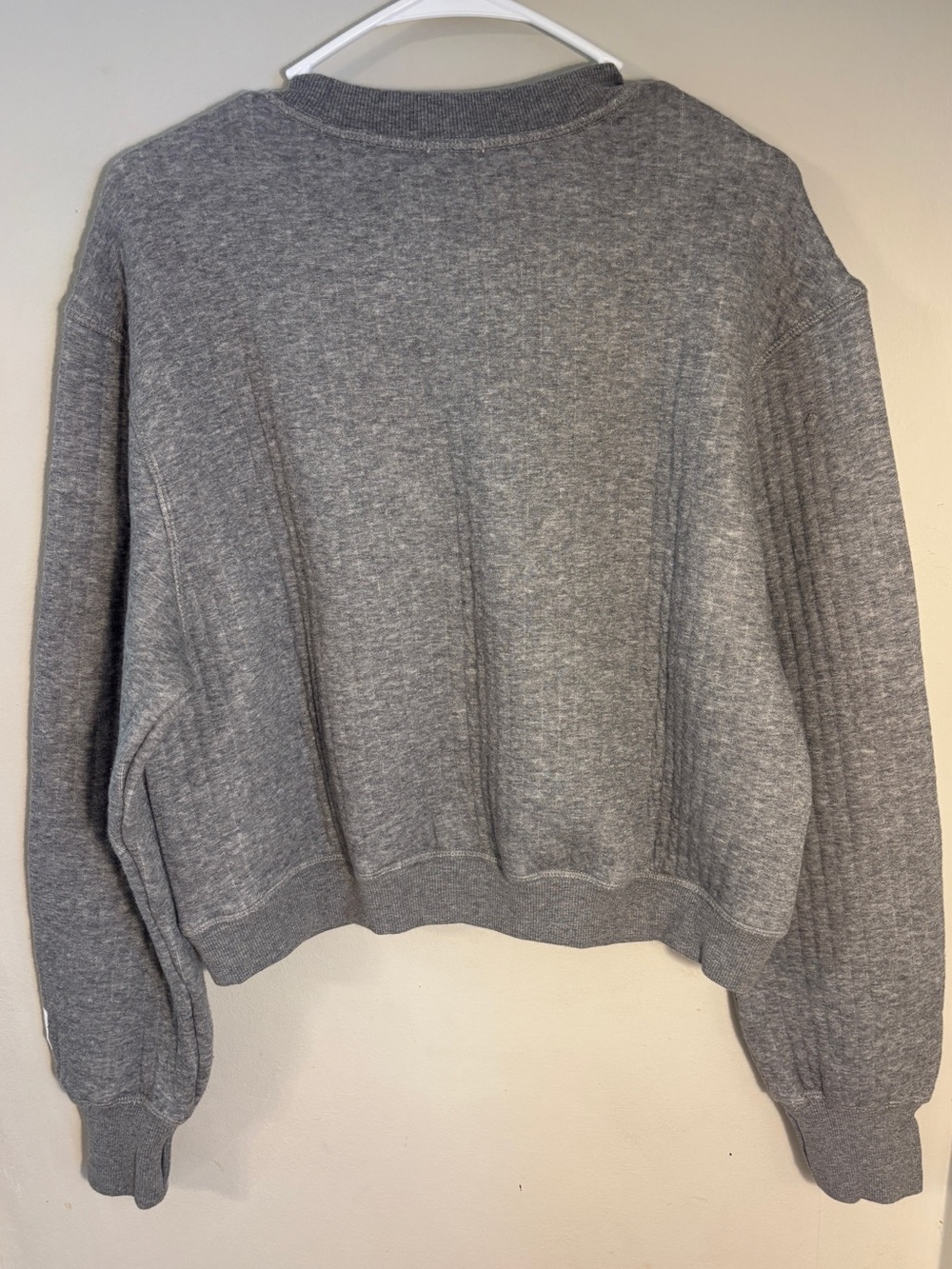 NWT OFFLINE by Aerie Gray Crewneck Pullover Sweatshirt Thumbholes Pockets S - Picture 3 of 13